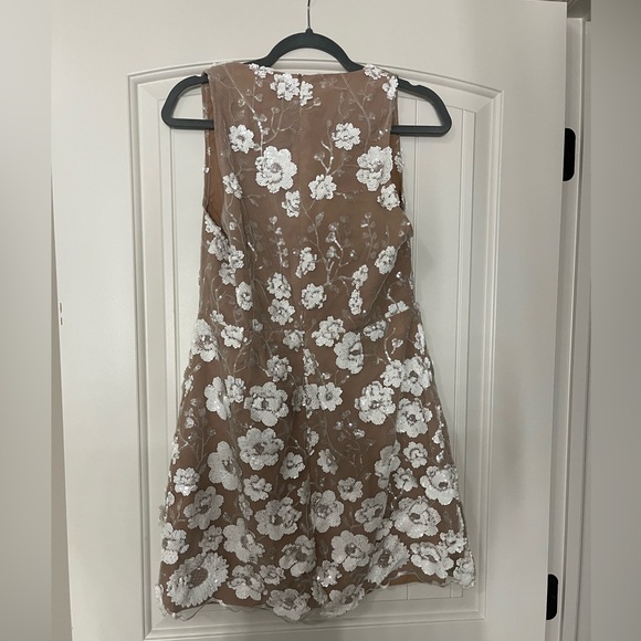 Elliatt Elodie Floral Appliqué Mini Dress - Picture 7 of 10